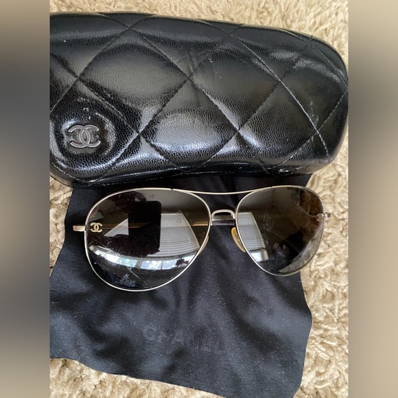 Original Chanel aviator - Picture 1 of 5